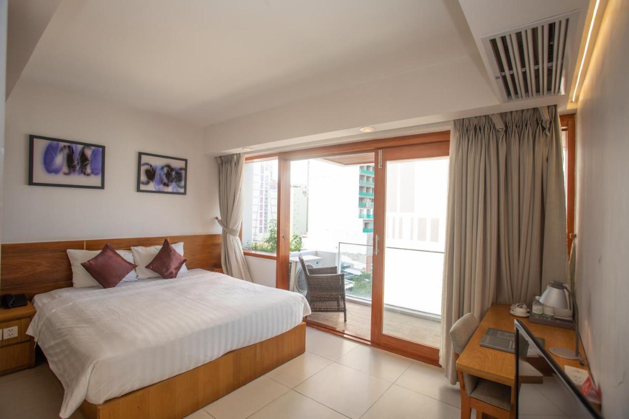 Holiday Hotel Nha Trang Exterior foto