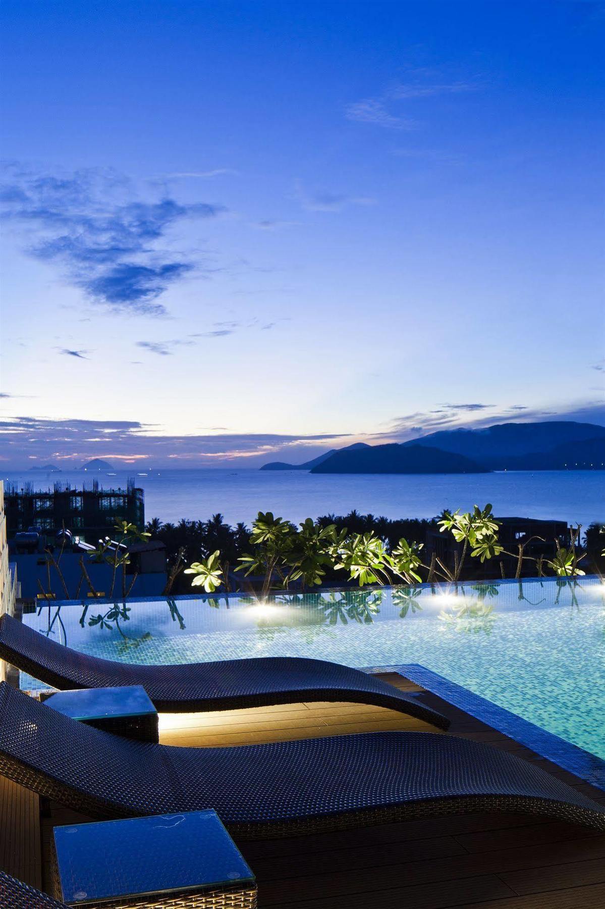 Holiday Hotel Nha Trang Exterior foto